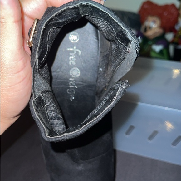 Women's Black Ankle Booties Low Wedge Heels Boot - Picture 3 of 10